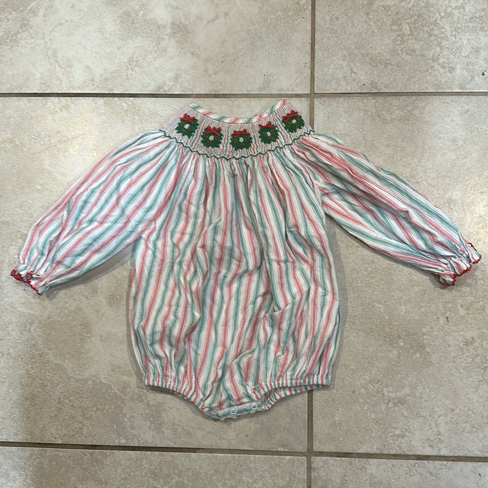 Poppy Kids Co Christmas Wreath Smocked Bubble Romper Onesie 12 months